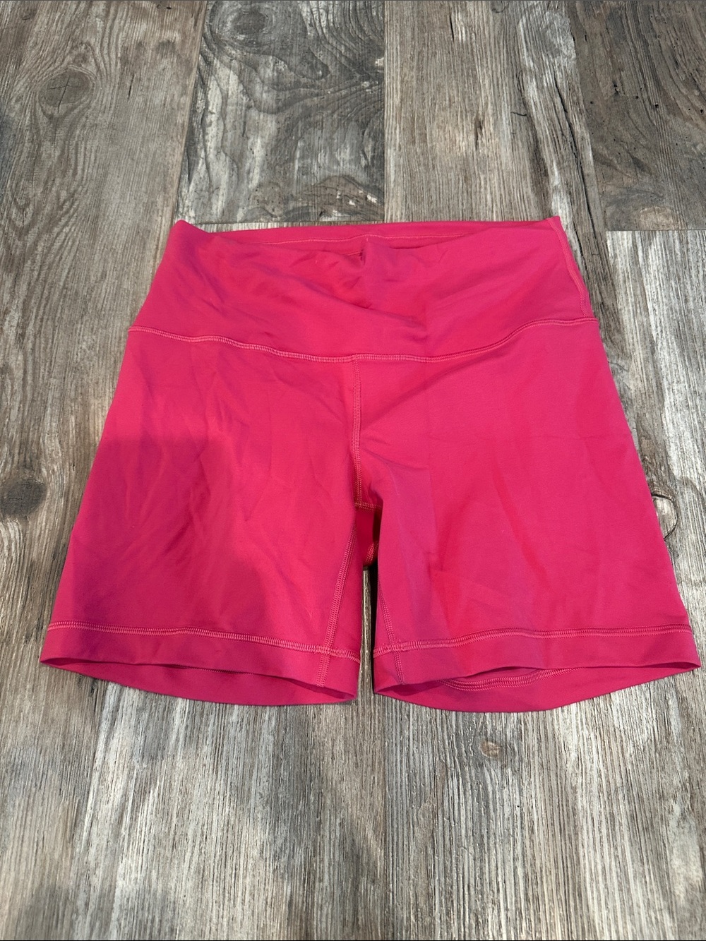 NEW without tags! Lululemon Wunder Train High-Rise Short 6" Raspberry Coulis